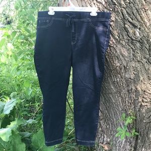 ❄️ L.e.i. Pull On Stretchy Fit Jeans